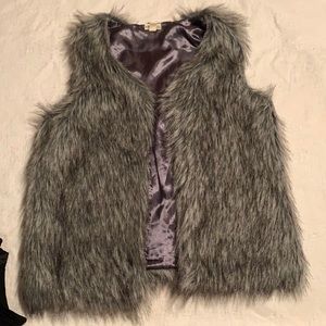 Cute western faux fur vest